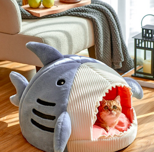 Shark Shape Warm Cat Bed
