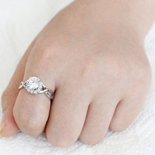 3W1575 - Brass Ring Rhodium Women AAA Grade CZ Clear