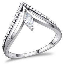 DA109 - Stainless Steel Ring High polished (no plating) Women AAA Grade CZ Clear