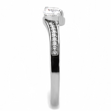 DA233 - Stainless Steel Ring High polished (no plating) Women AAA Grade CZ Clear