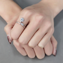 DA260 - Stainless Steel Ring High polished (no plating) Women AAA Grade CZ Clear